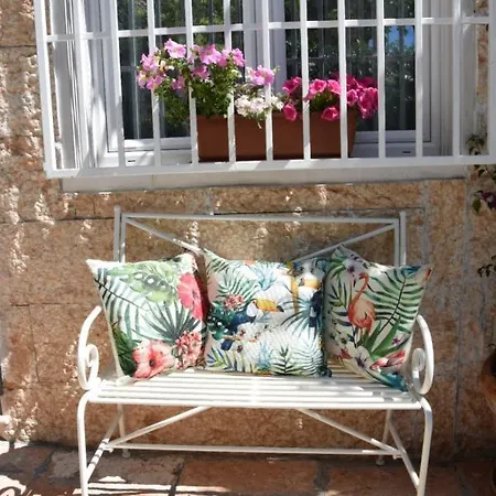 Апартаменты Petite Maison